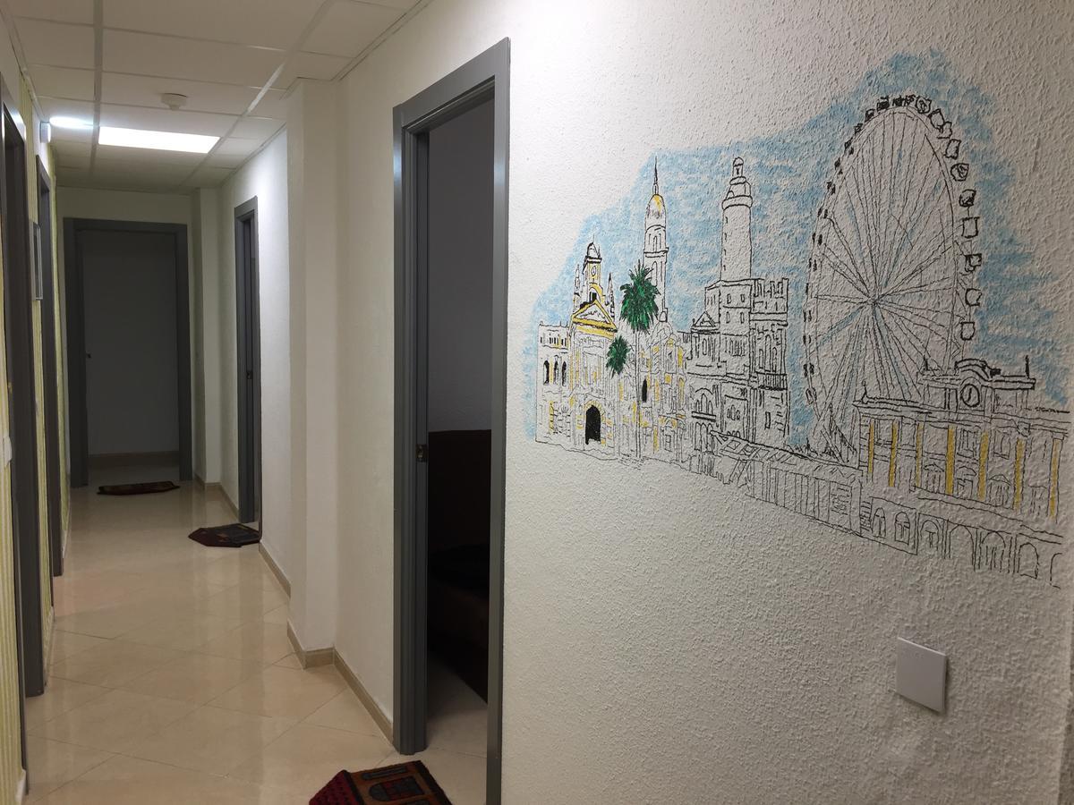 Arriola Rooms Малага Экстерьер фото