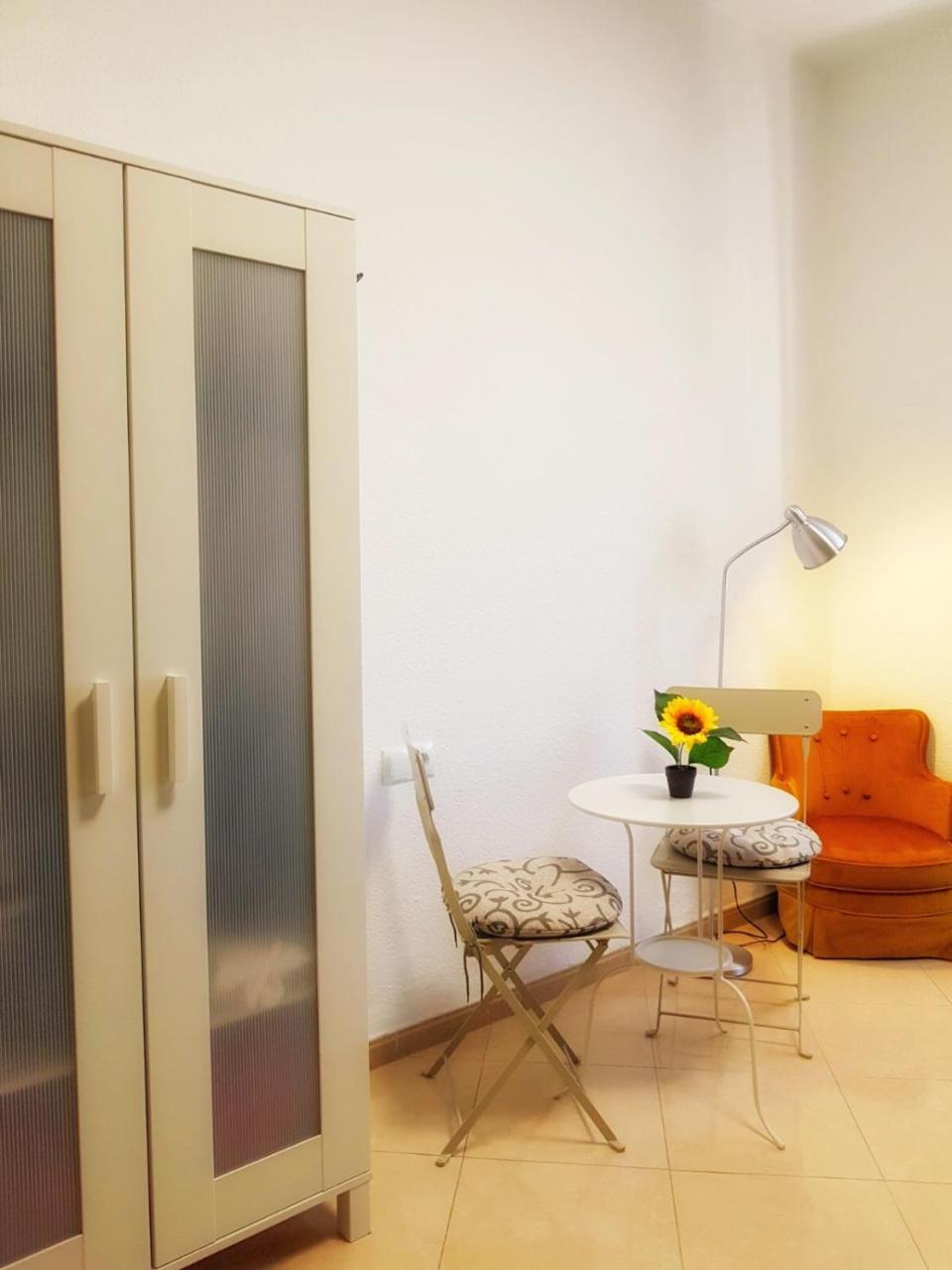 Arriola Rooms Малага Номер фото